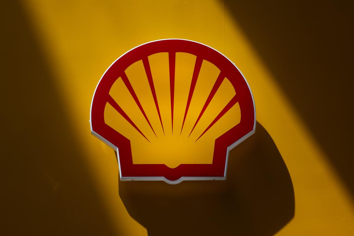 Shell To Sell Nigeria Onshore Oil Business Up To $2.4 Billion